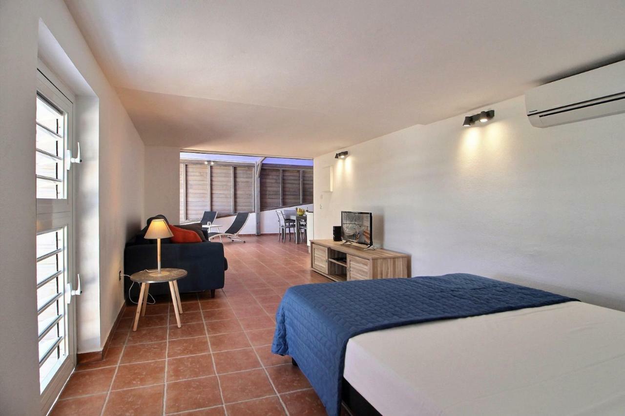 Thomana , Jacuzzi Prive, A 200 M Appartement