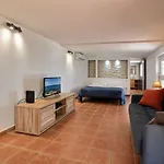 Appartement THOMANA , jacuzzi privé, plage à 200 m